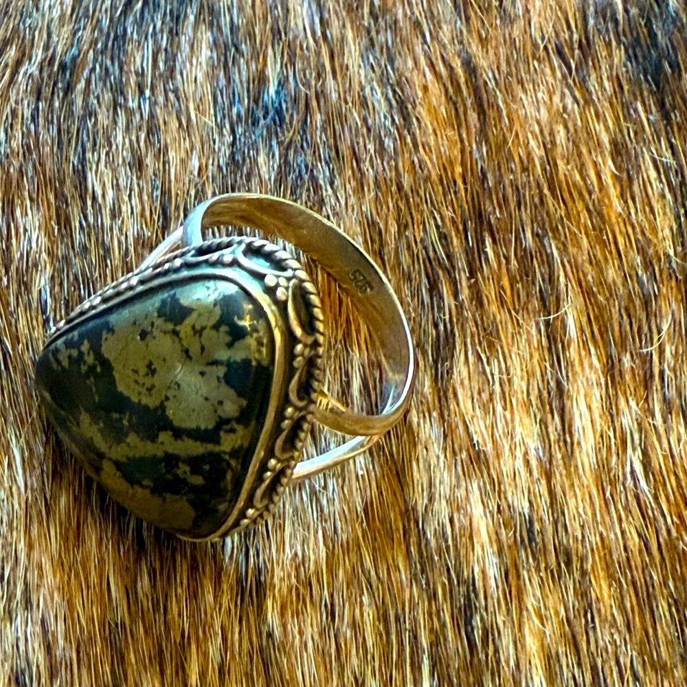 Pyrite Stone Set in Sterling Silver Ring - Picture 5 of 6
